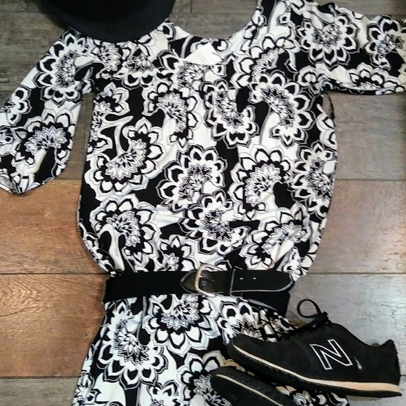 BCBG NWT mini skirt/dress - Picture 6 of 6